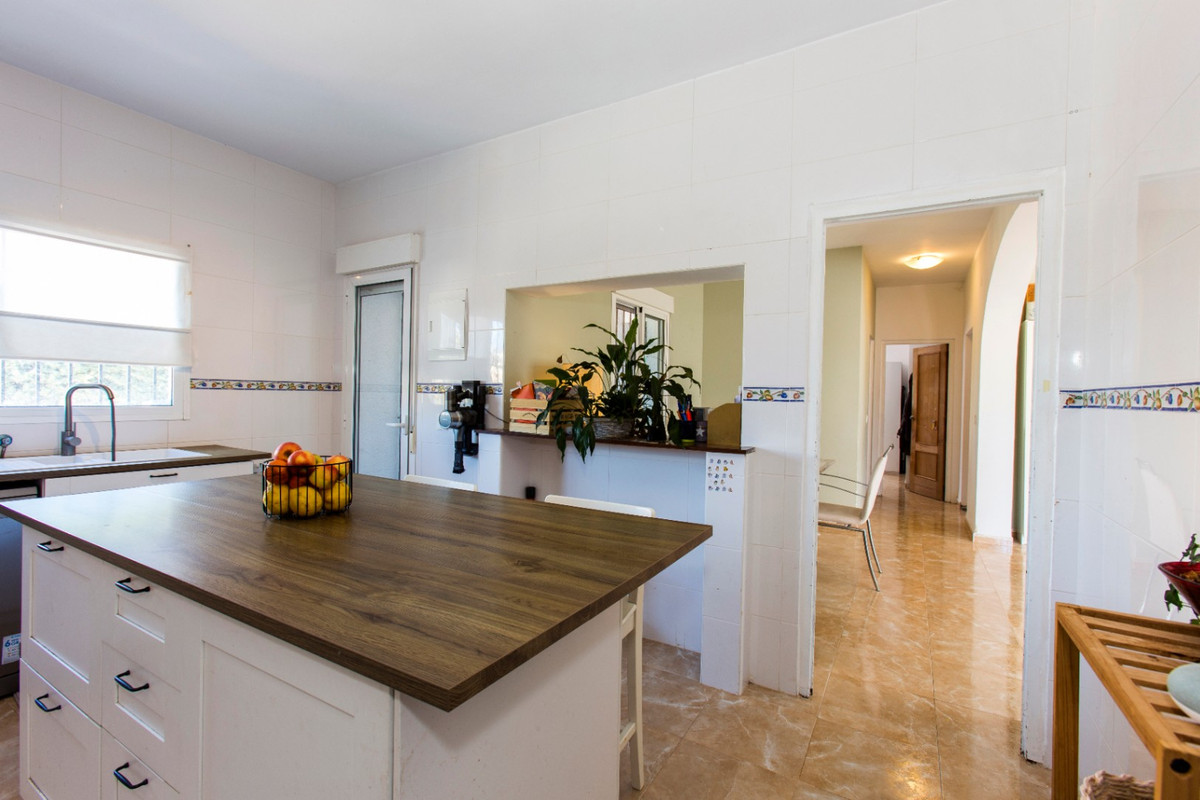 3 Bed Townhouse for sale in Calpe Costa Blanca, Alicante, Spain