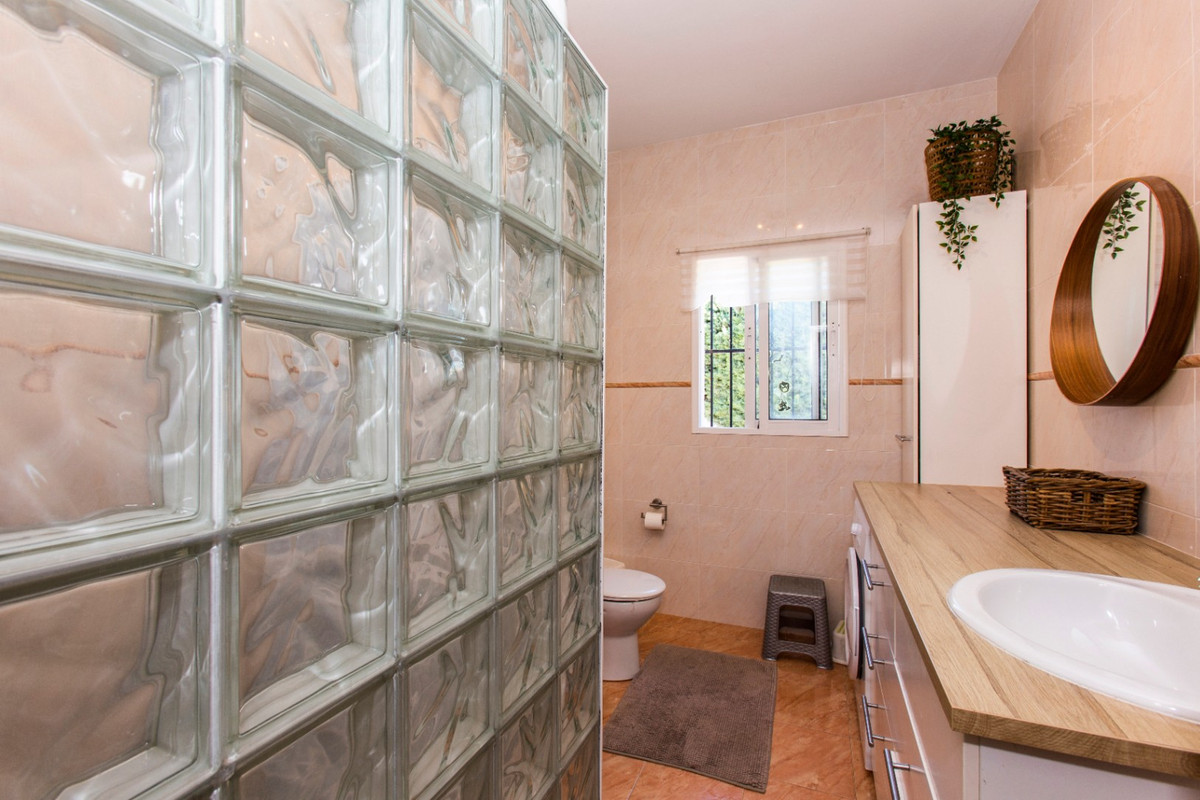 3 Bed Townhouse for sale in Calpe Costa Blanca, Alicante, Spain