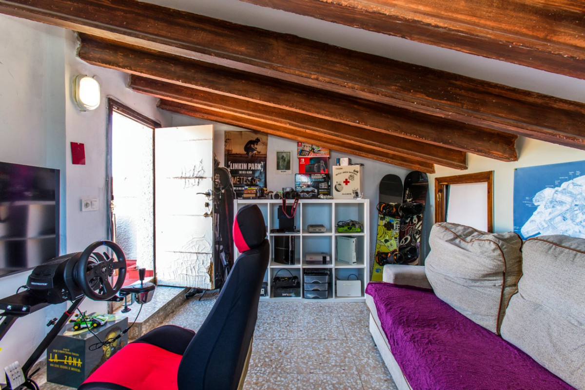 3 Bed Townhouse for sale in Calpe Costa Blanca, Alicante, Spain