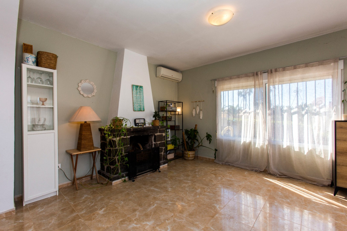 3 Bed Townhouse for sale in Calpe Costa Blanca, Alicante, Spain