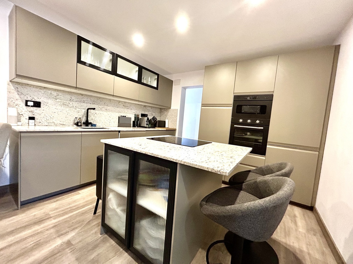 4 Bed Townhouse for sale in San Miguel De Salinas Costa Blanca, Alicante, Spain