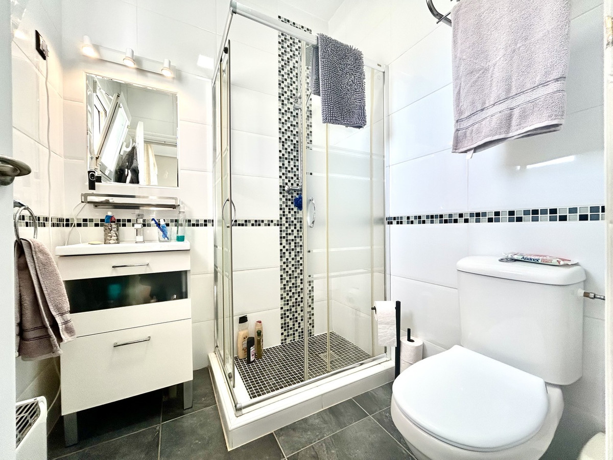 2 Bed Townhouse for sale in Villamartin Costa Blanca, Alicante, Spain