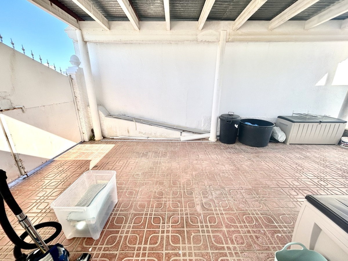 2 Bed Townhouse for sale in Villamartin Costa Blanca, Alicante, Spain