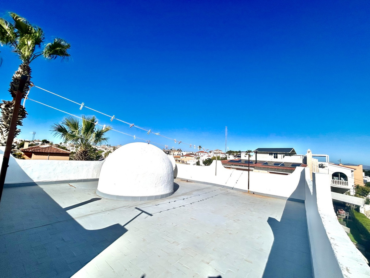 2 Bed Townhouse for sale in Villamartin Costa Blanca, Alicante, Spain