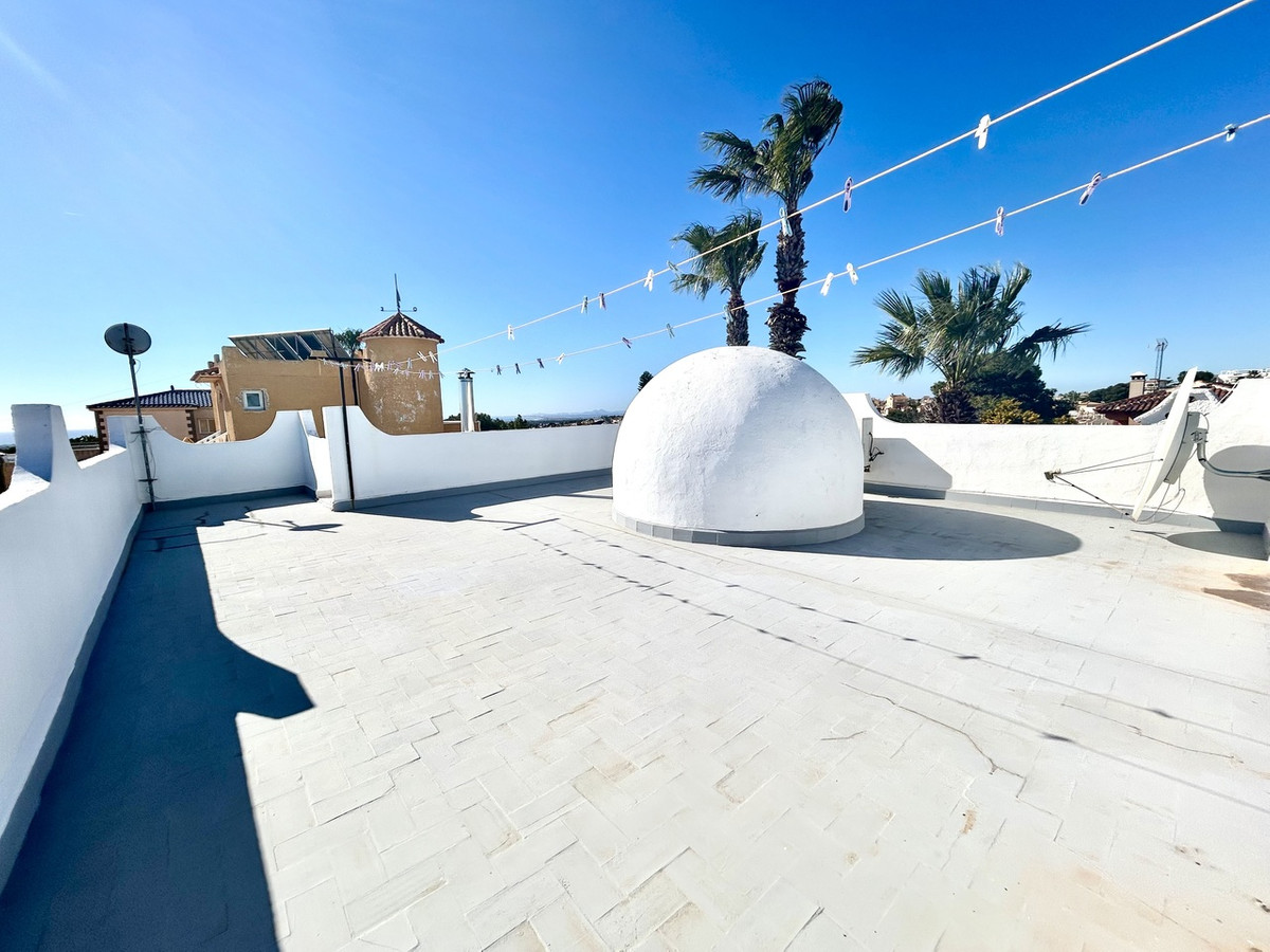 2 Bed Townhouse for sale in Villamartin Costa Blanca, Alicante, Spain