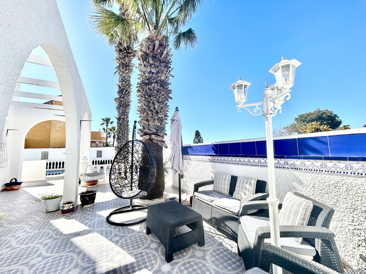 2 Bed Townhouse for sale in Villamartin Costa Blanca, Alicante, Spain