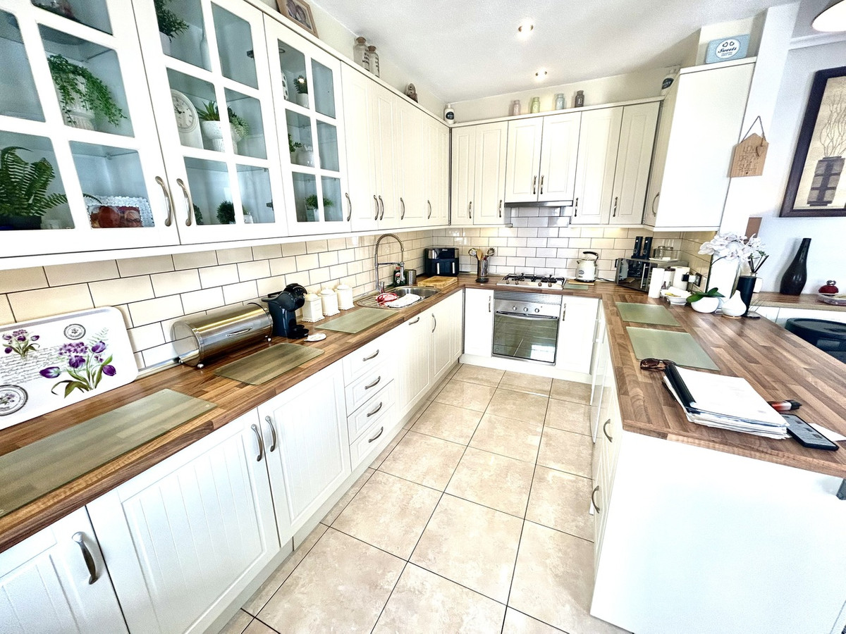2 Bed Townhouse for sale in Villamartin Costa Blanca, Alicante, Spain