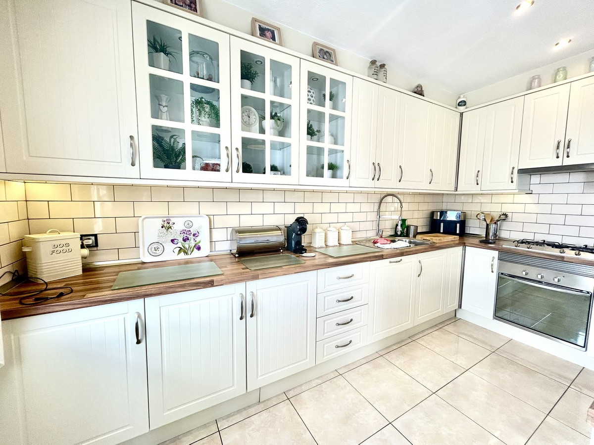 2 Bed Townhouse for sale in Villamartin Costa Blanca, Alicante, Spain