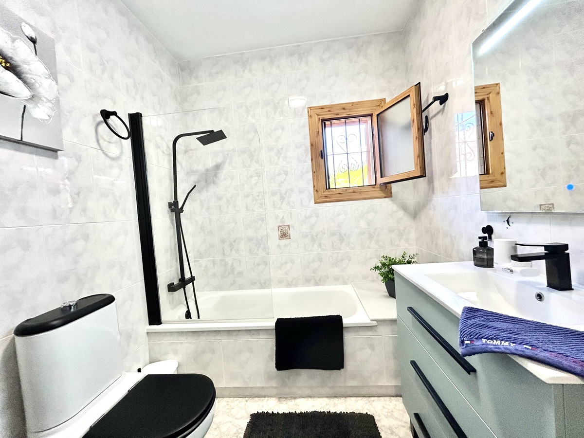 Se vende Adosada de 2 dormitorios en Costa Blanca, Alicante, España