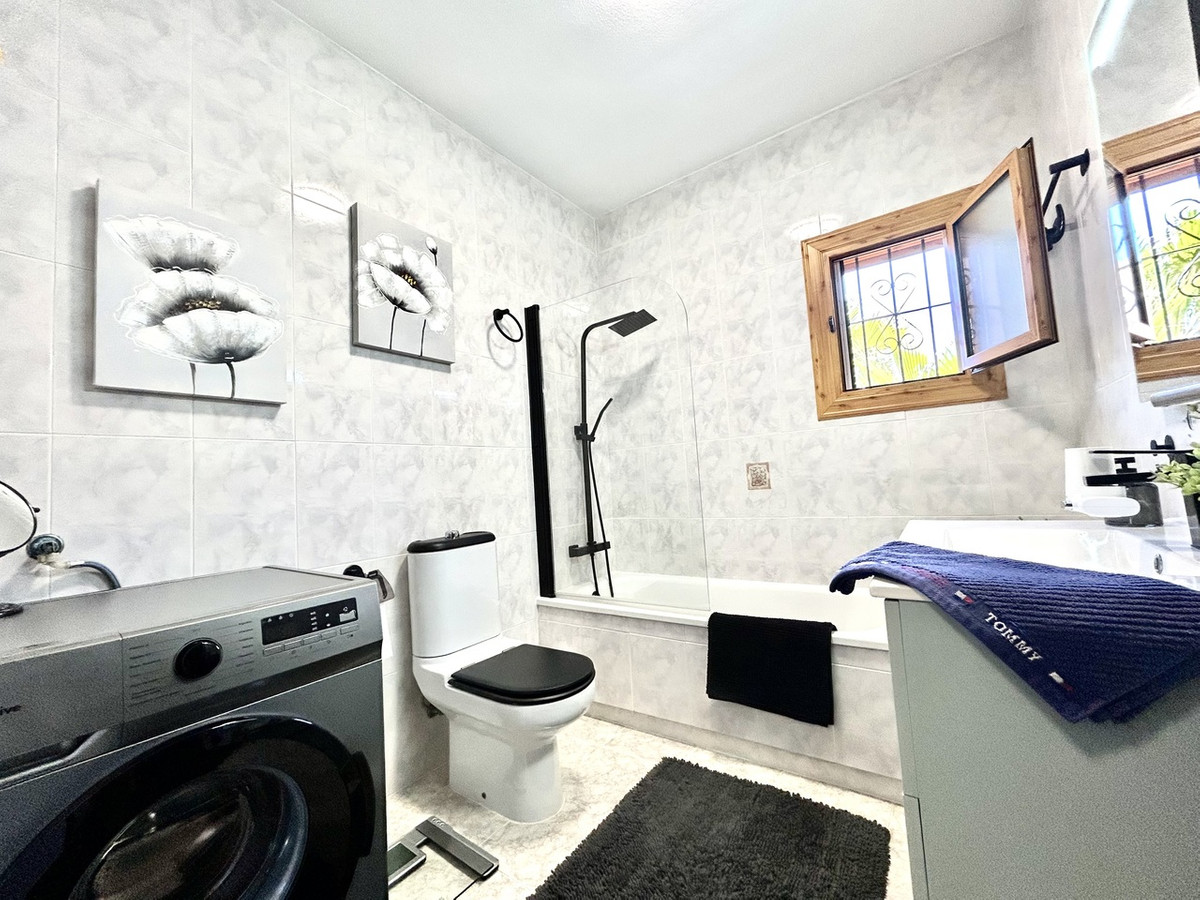 Se vende Adosada de 2 dormitorios en Costa Blanca, Alicante, España