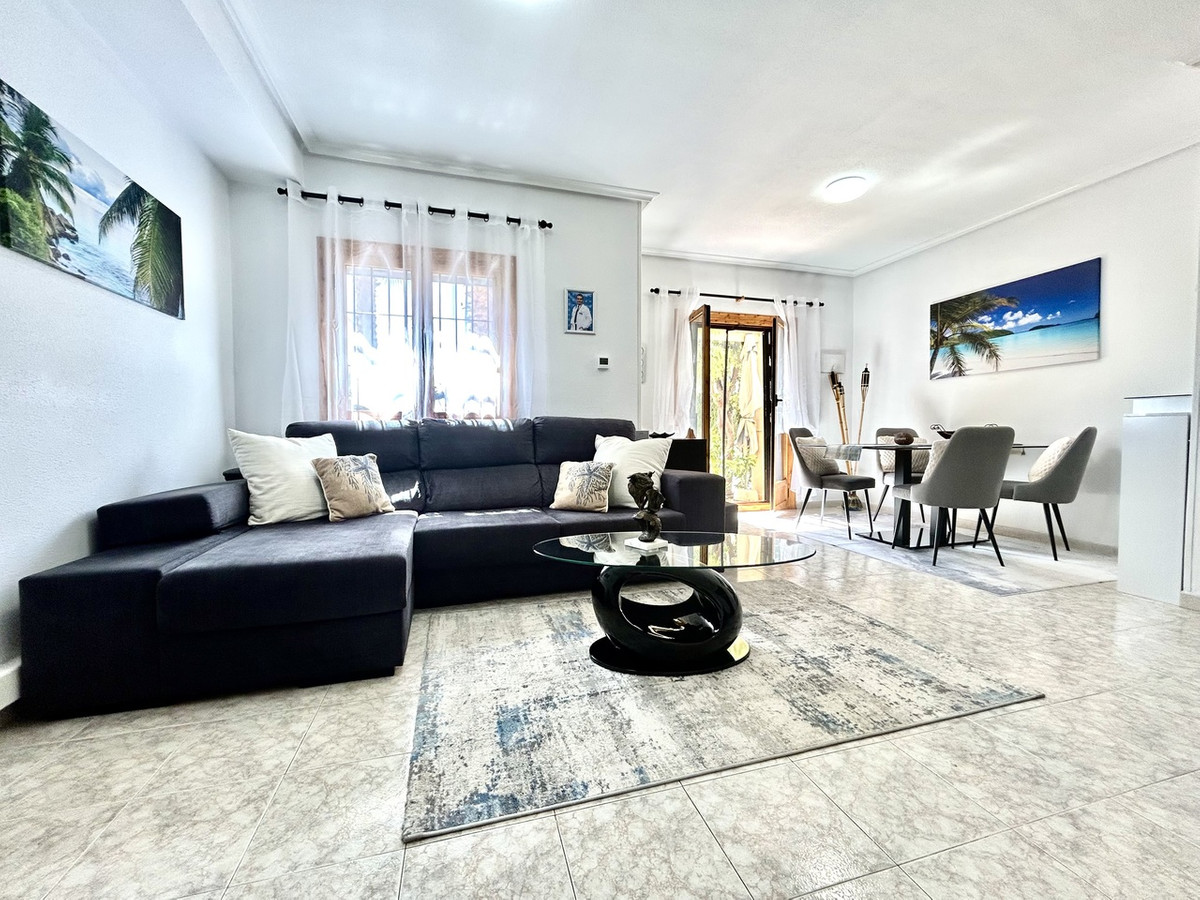 Se vende Adosada de 2 dormitorios en Costa Blanca, Alicante, España