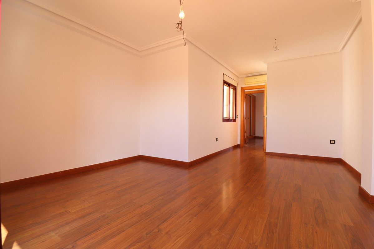 Se vende Apartamento Planta Media de 2 dormitorios en Costa Blanca, Alicante, España
