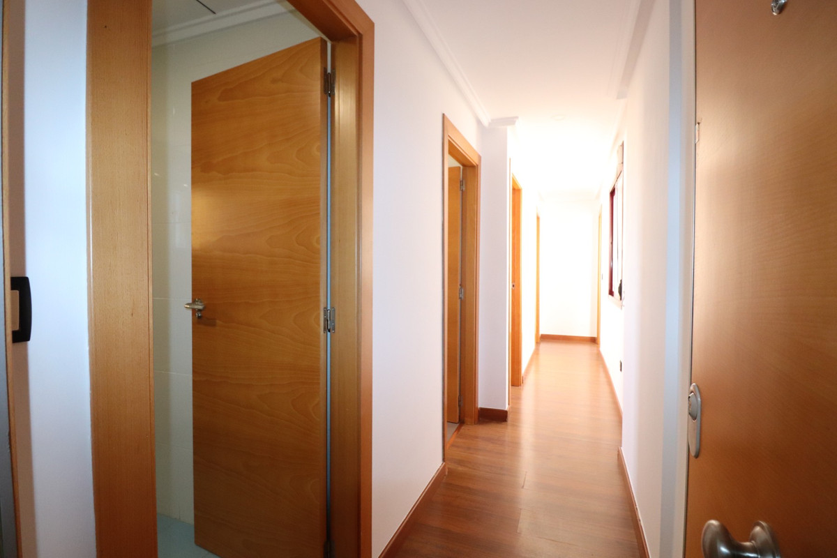 Se vende Apartamento Planta Media de 2 dormitorios en Costa Blanca, Alicante, España