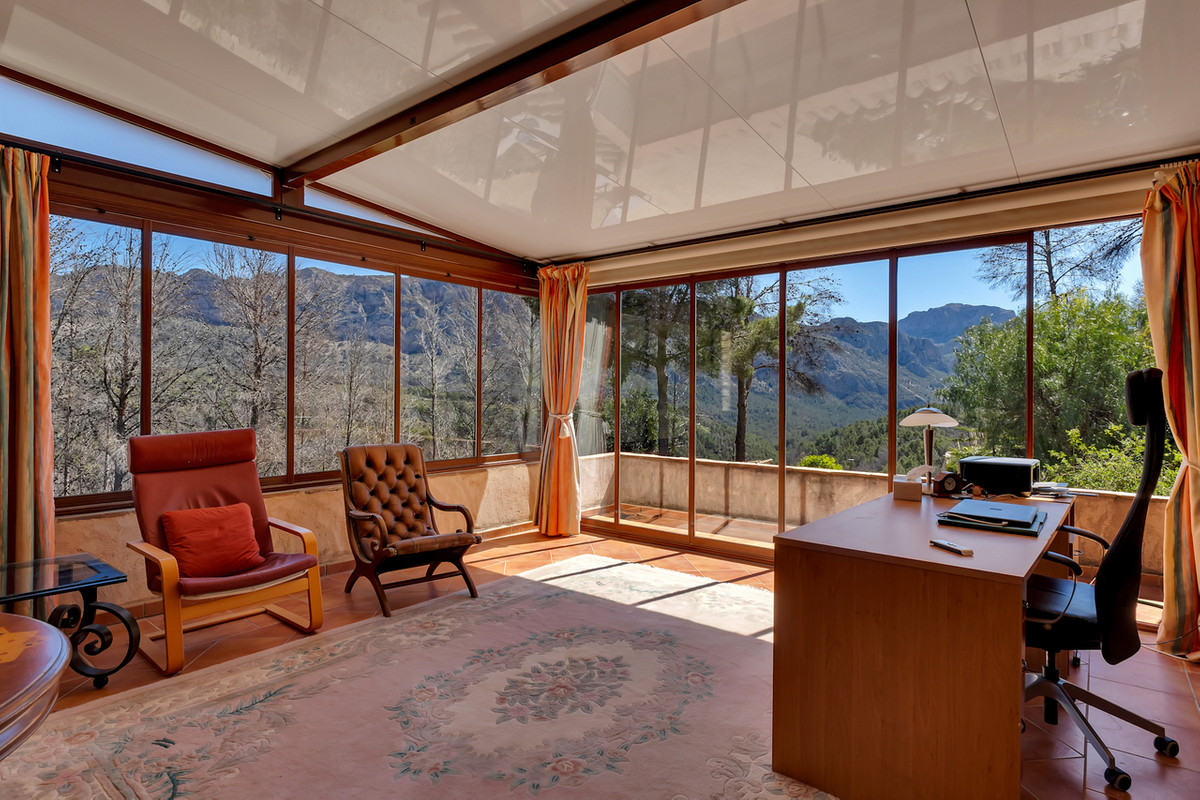 Se vende Finca - Cortijo de 4 dormitorios en Costa Blanca, Alicante, España