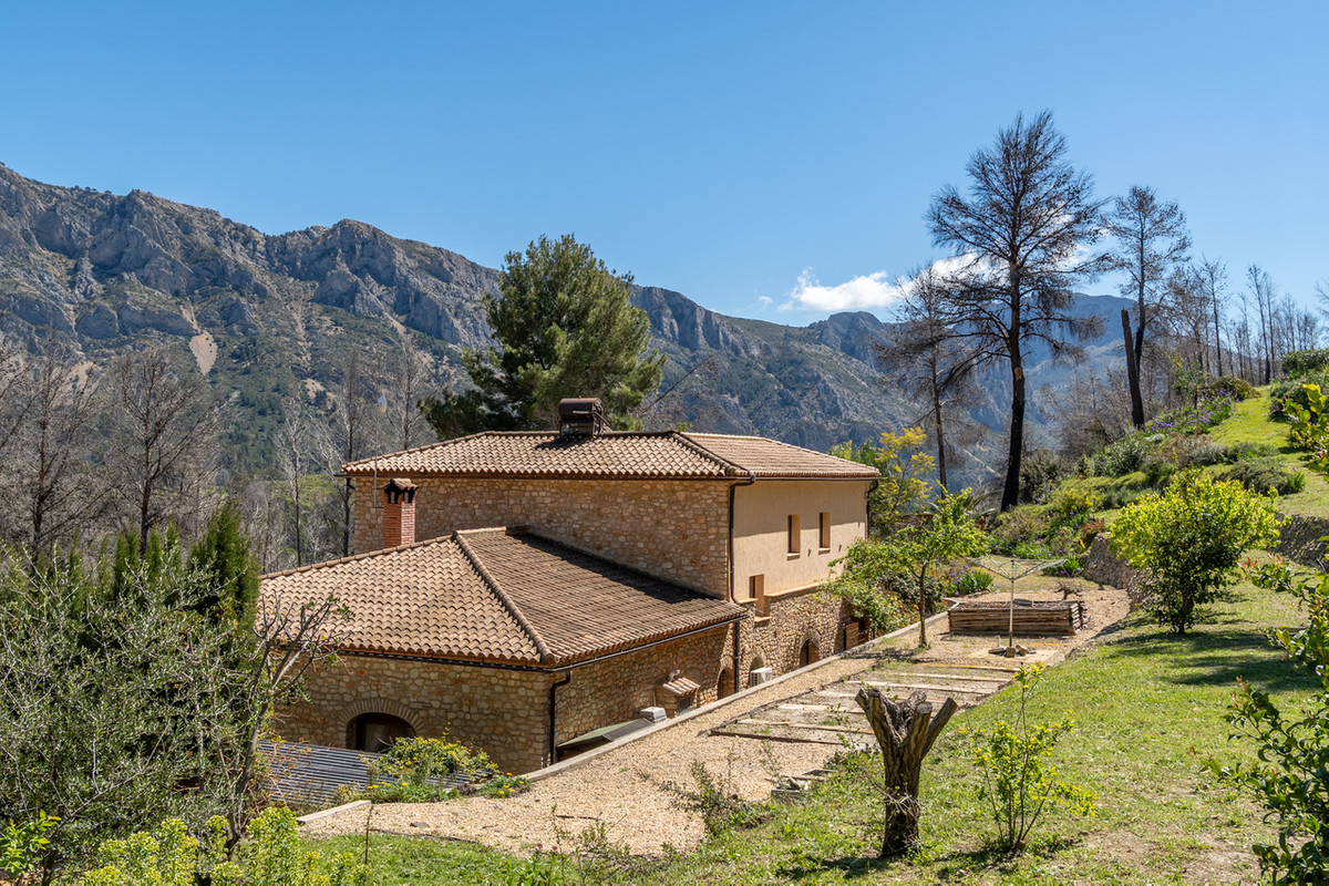 Se vende Finca - Cortijo de 4 dormitorios en Costa Blanca, Alicante, España