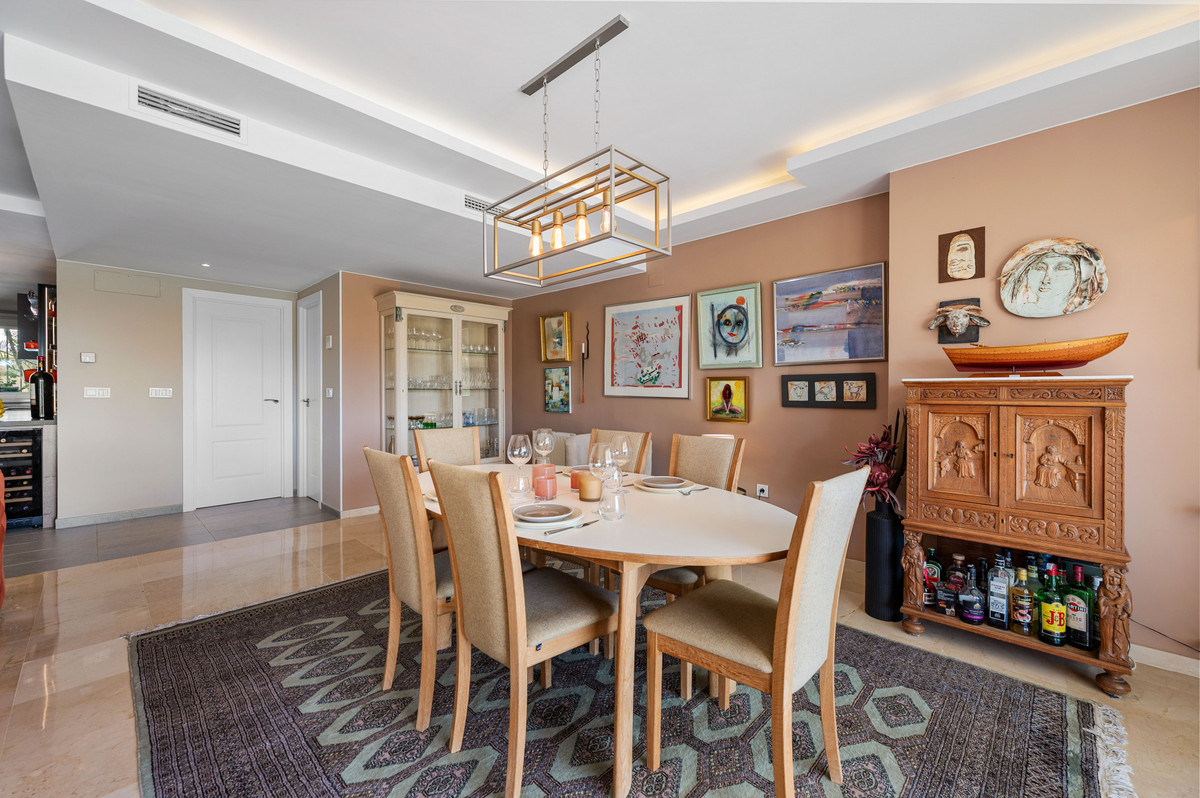 4 Bed Apartment for sale in Guadalmina Alta Costa Del Sol, Málaga, Spain