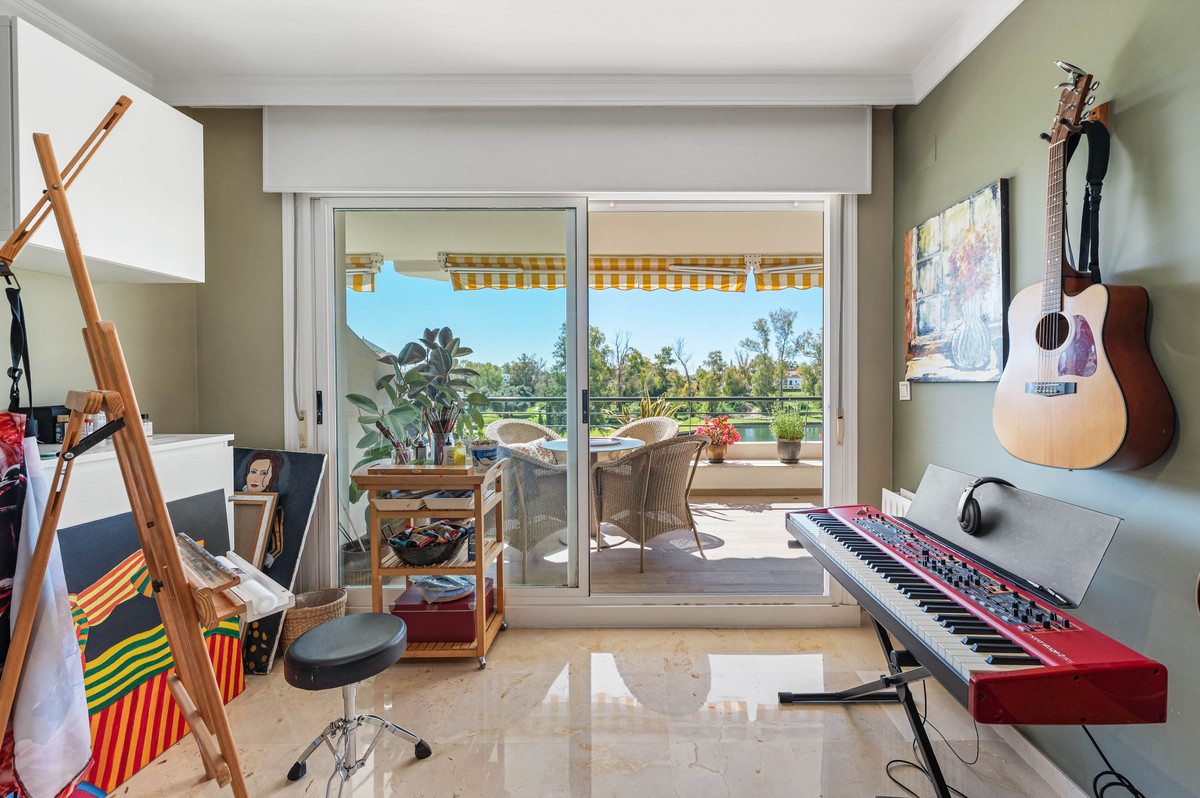 4 Bed Apartment for sale in Guadalmina Alta Costa Del Sol, Málaga, Spain