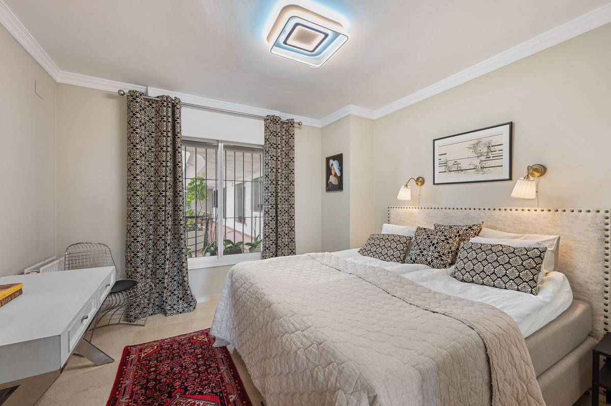4 Bed Apartment for sale in Guadalmina Alta Costa Del Sol, Málaga, Spain