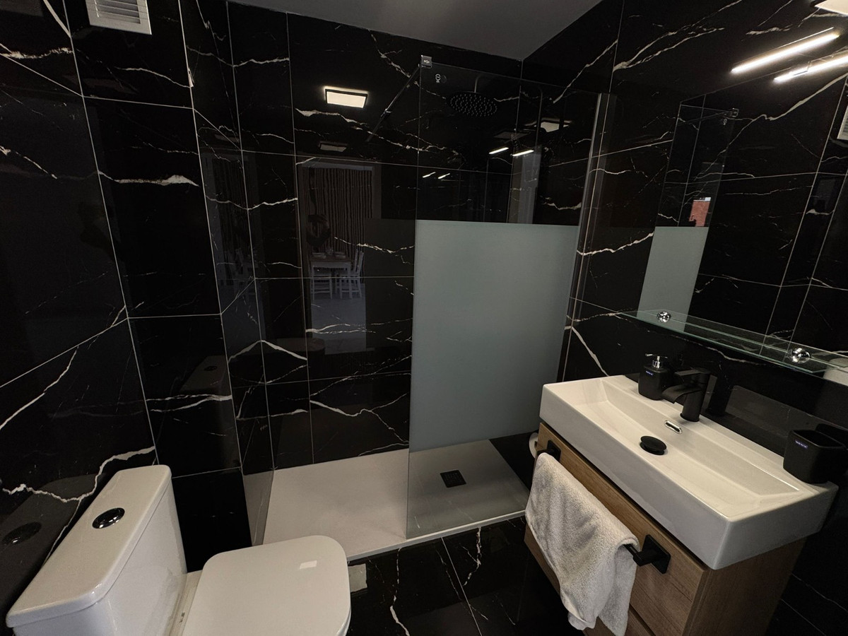 3 Bed Apartment for sale in Torrevieja Costa Blanca, Alicante, Spain