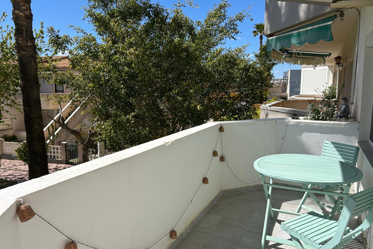 Se vende Apartamento Planta Media de 1 dormitorios en Costa Blanca, Alicante, España
