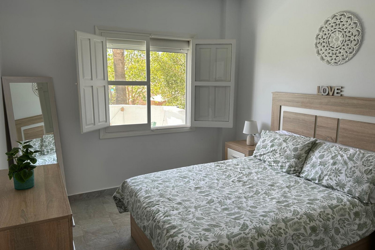 Se vende Apartamento Planta Media de 1 dormitorios en Costa Blanca, Alicante, España