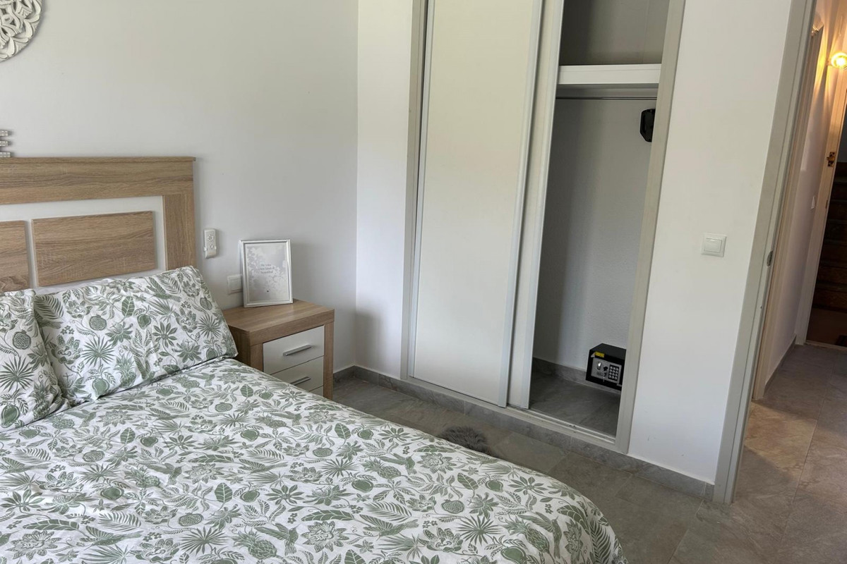 Se vende Apartamento Planta Media de 1 dormitorios en Costa Blanca, Alicante, España