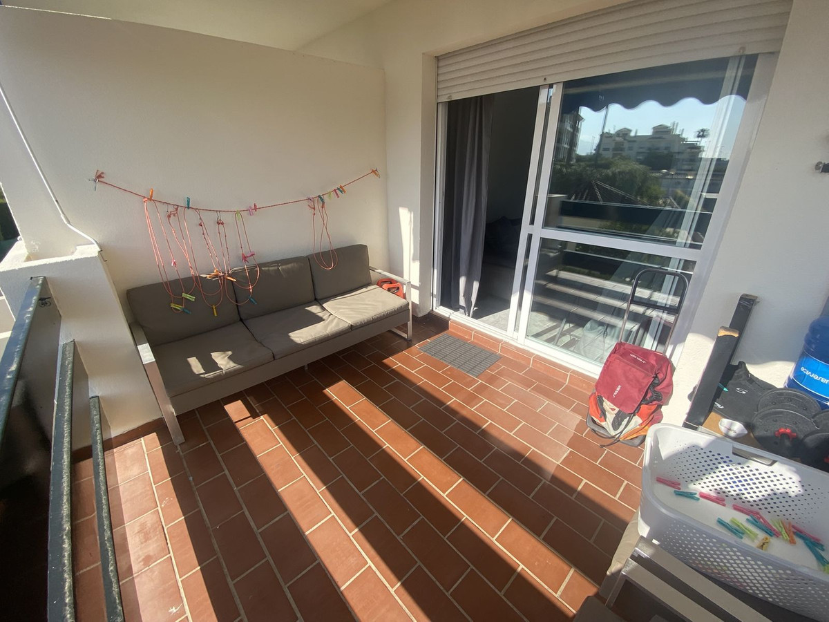 2 Bed Apartment for sale in Nueva Andalucía Costa Del Sol, Málaga, Spain