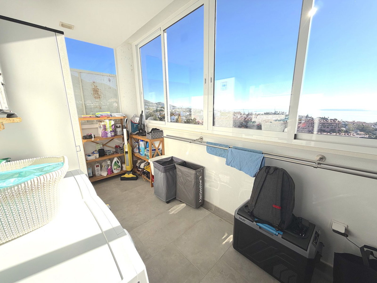 3 Bed Apartment for sale in Torreblanca Costa Del Sol, Málaga, Spain
