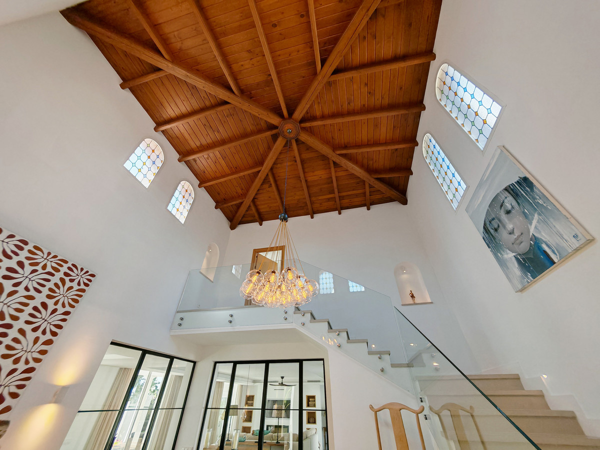 Se vende Villa - Chalet de 4 dormitorios en Costa Del Sol, Málaga, España