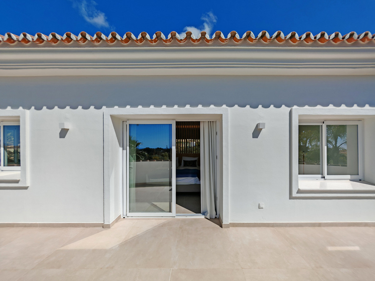 Se vende Villa - Chalet de 4 dormitorios en Costa Del Sol, Málaga, España
