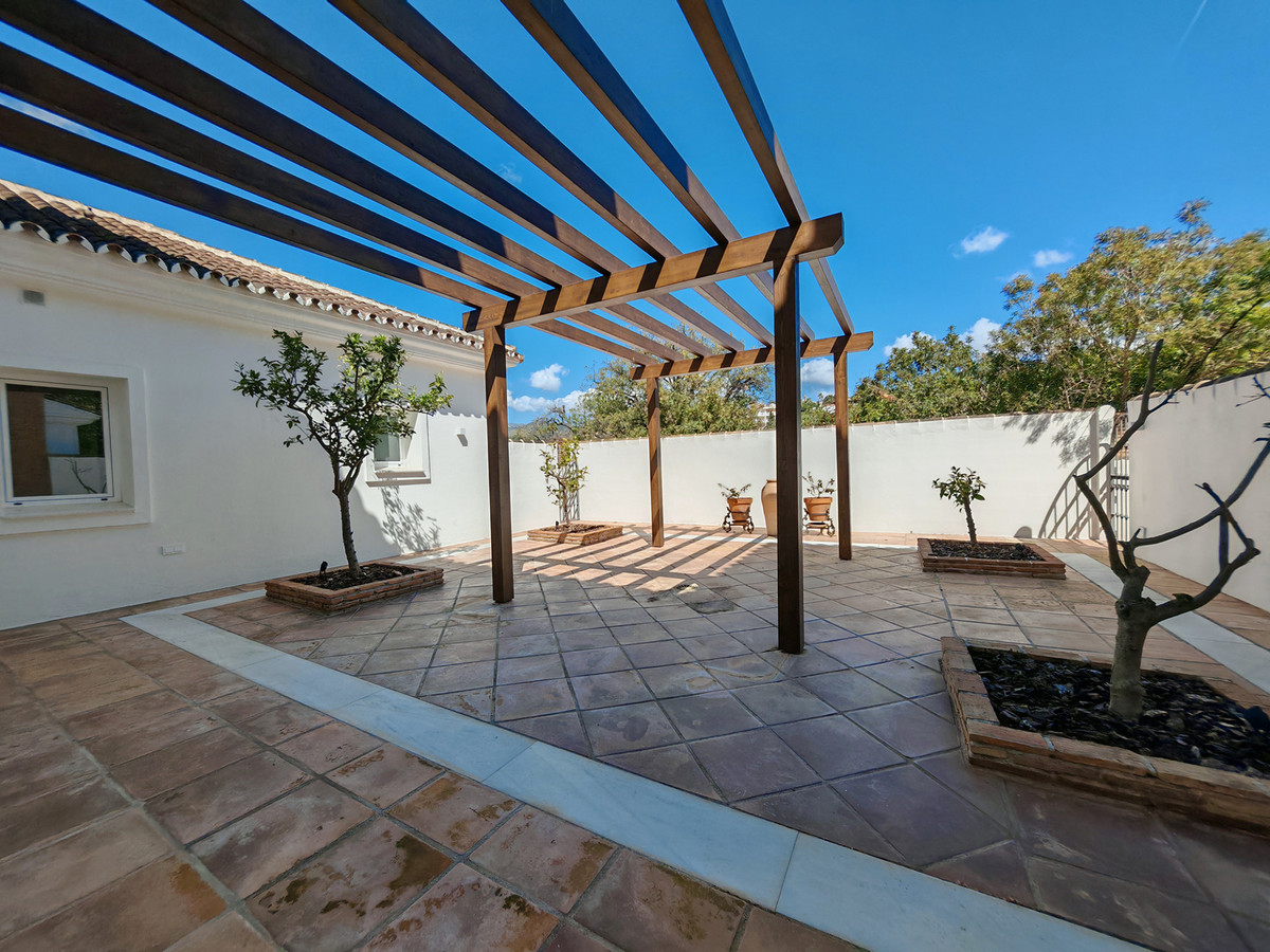 Se vende Villa - Chalet de 4 dormitorios en Costa Del Sol, Málaga, España