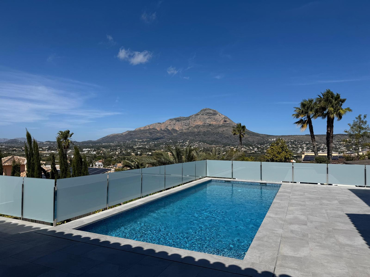 3 Bed Townhouse for sale in Javea Costa Blanca, Alicante, Spain