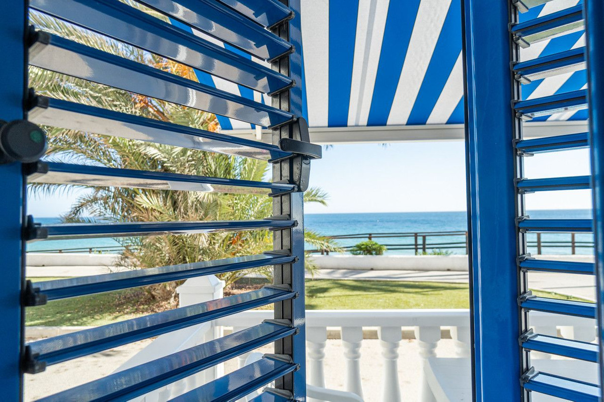 Se vende Apartamento Planta Media de 2 dormitorios en Costa Blanca, Alicante, España