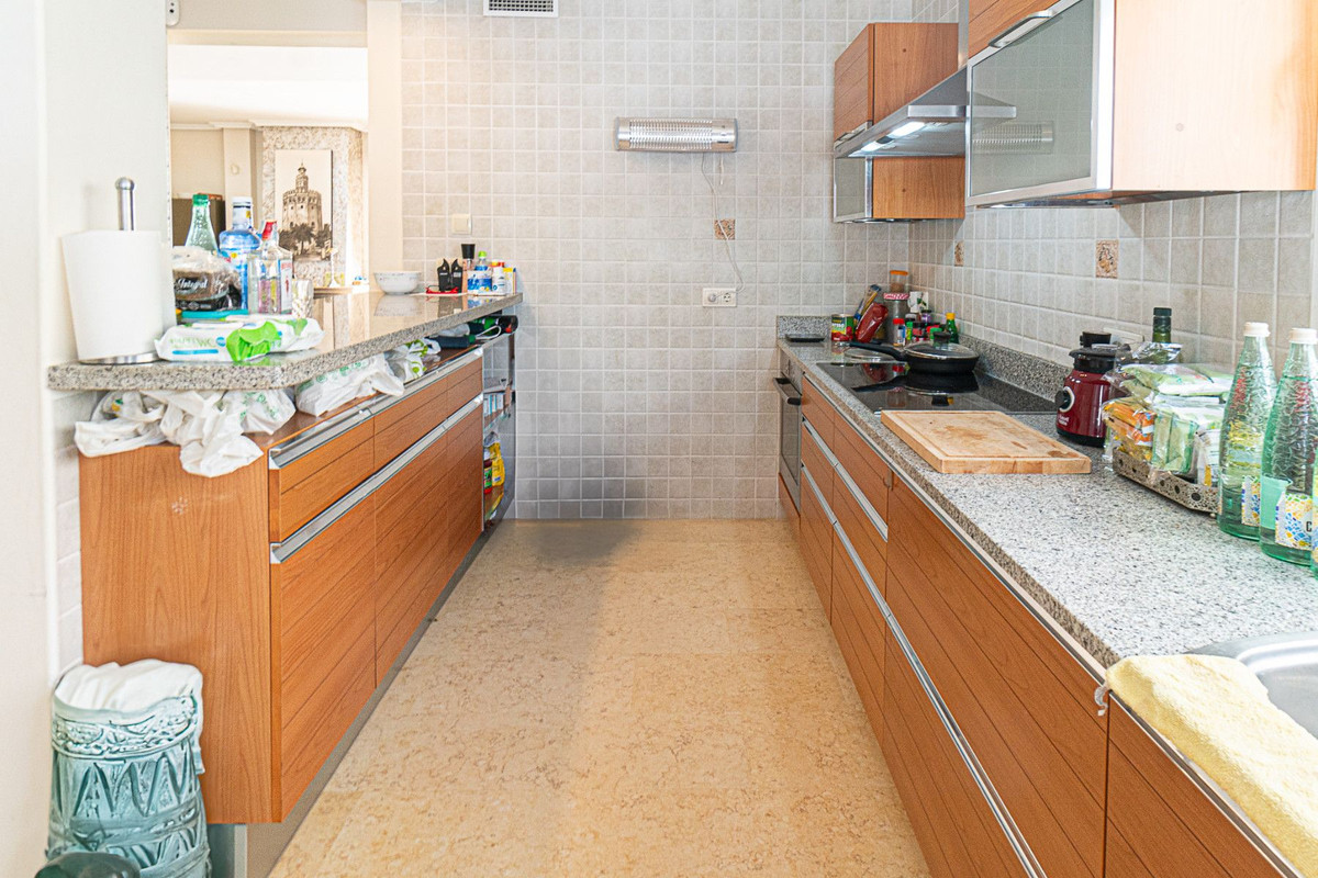 5 Bed Townhouse for sale in Torrevieja Costa Blanca, Alicante, Spain