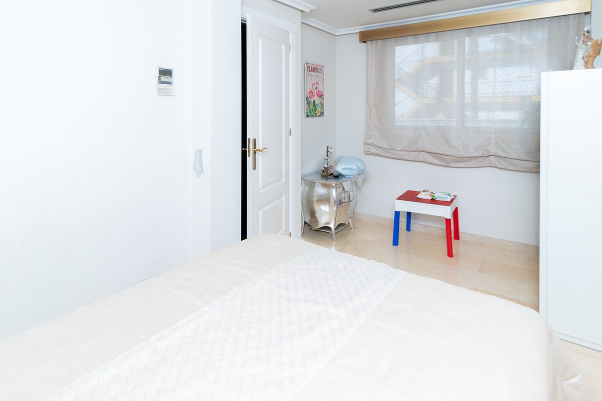 5 Bed Townhouse for sale in Torrevieja Costa Blanca, Alicante, Spain