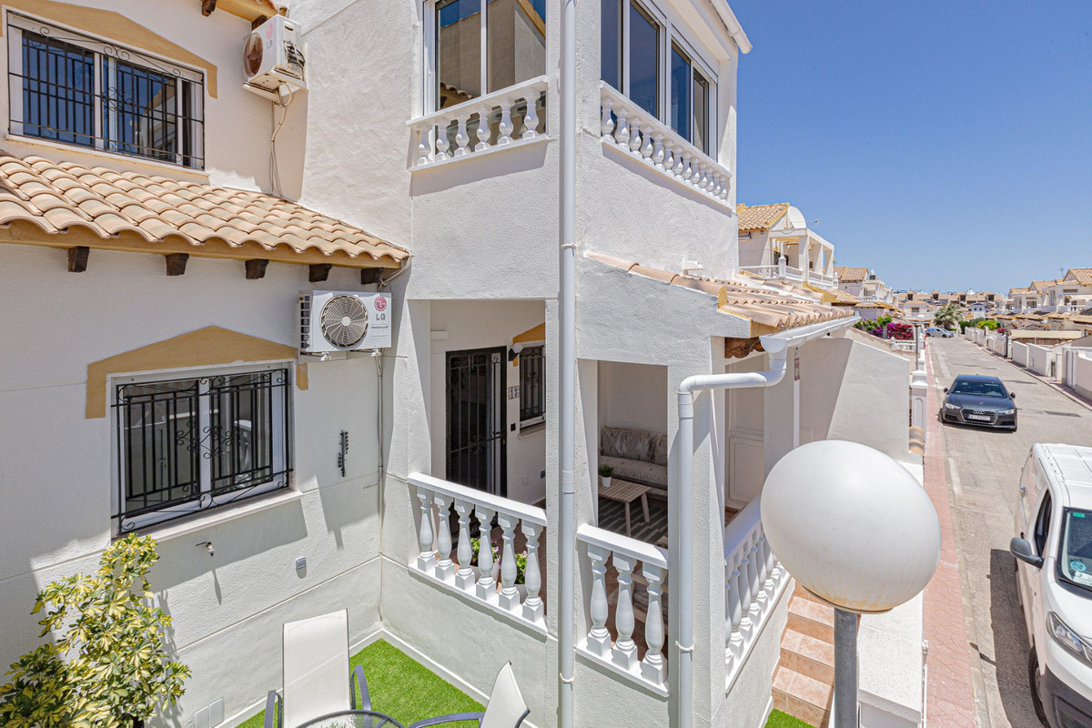 3 Bed Townhouse for sale in Orihuela Costa Blanca, Alicante, Spain