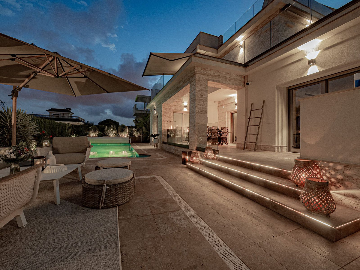 6 Bed Townhouse for sale in Orihuela Costa Costa Blanca, Alicante, Spain