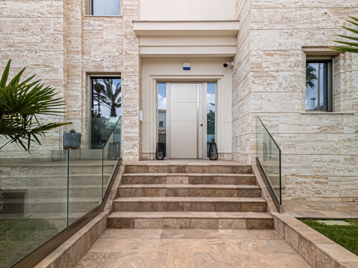 6 Bed Townhouse for sale in Orihuela Costa Costa Blanca, Alicante, Spain