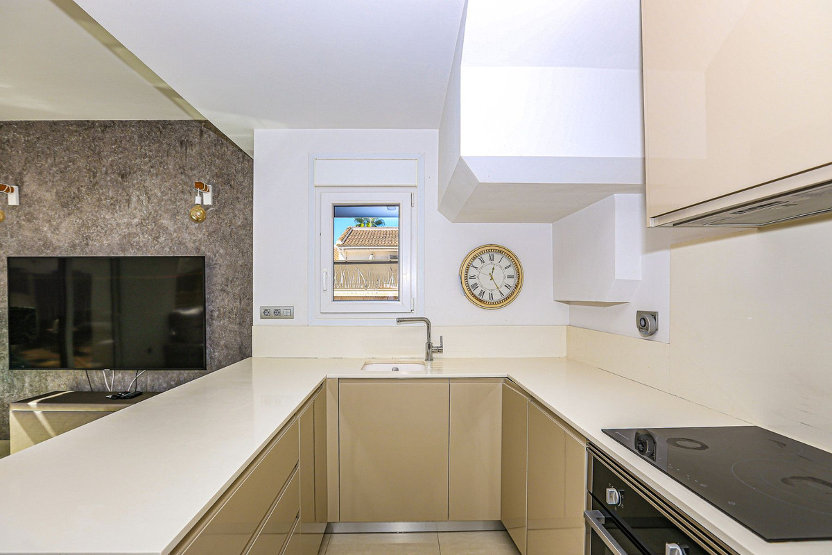 Se vende Villa - Chalet de 3 dormitorios en Costa Blanca, Alicante, España