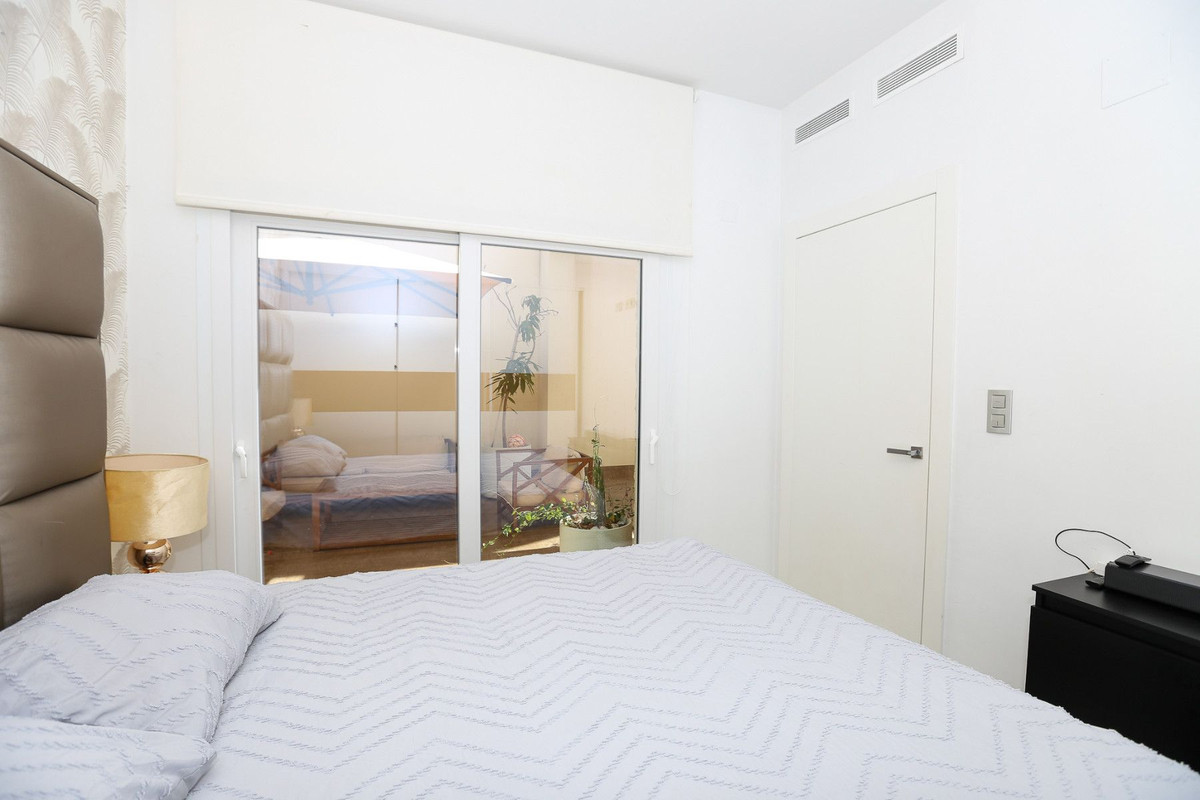 Se vende Villa - Chalet de 3 dormitorios en Costa Blanca, Alicante, España