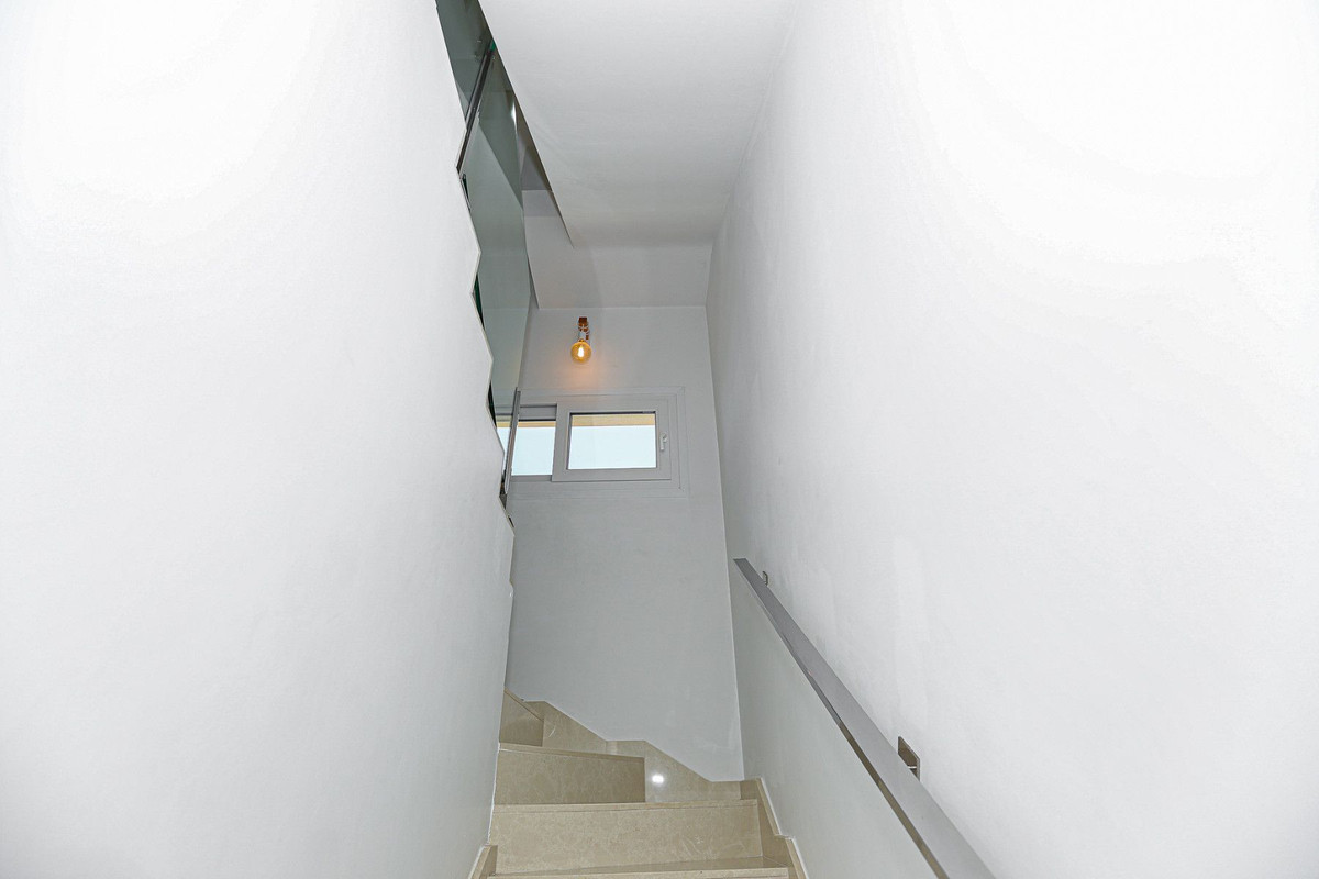 Se vende Villa - Chalet de 3 dormitorios en Costa Blanca, Alicante, España