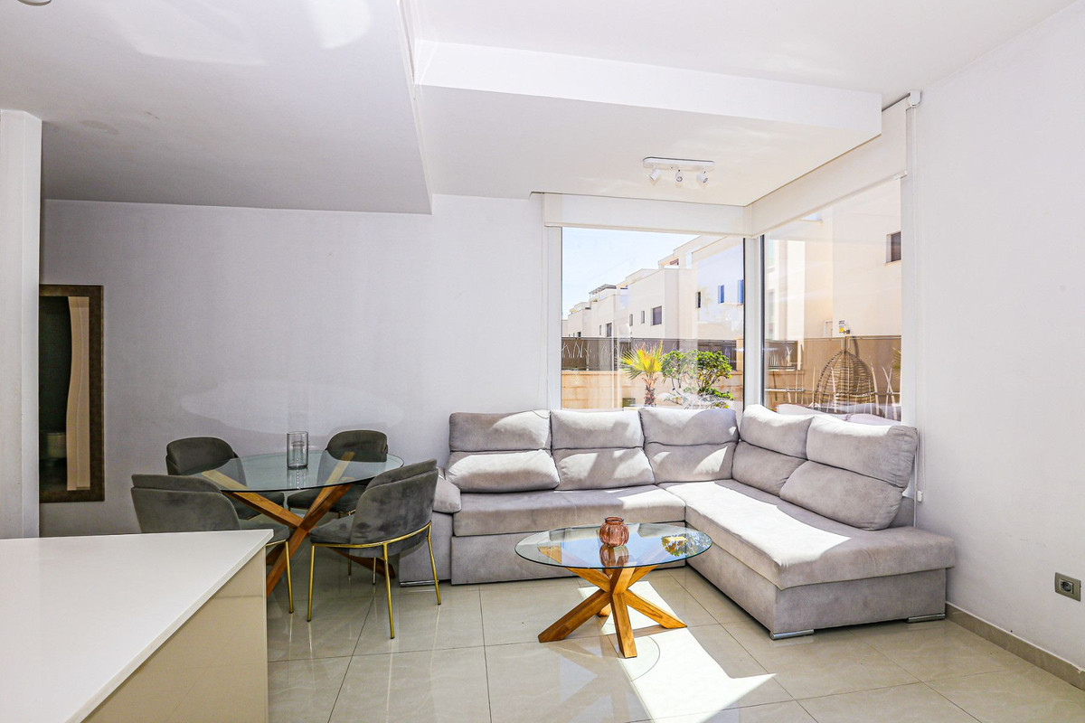 Se vende Villa - Chalet de 3 dormitorios en Costa Blanca, Alicante, España