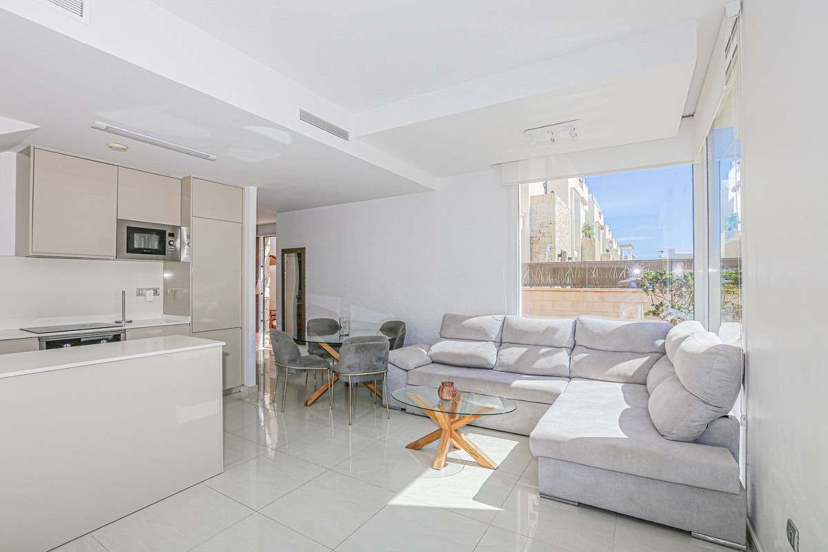 Se vende Villa - Chalet de 3 dormitorios en Costa Blanca, Alicante, España