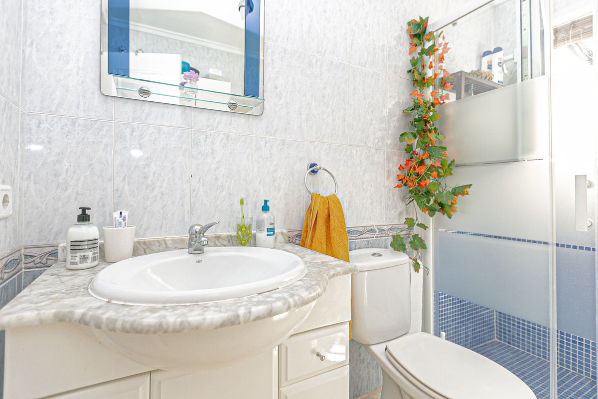 2 Bed Apartment for sale in Orihuela Costa Costa Blanca, Alicante, Spain