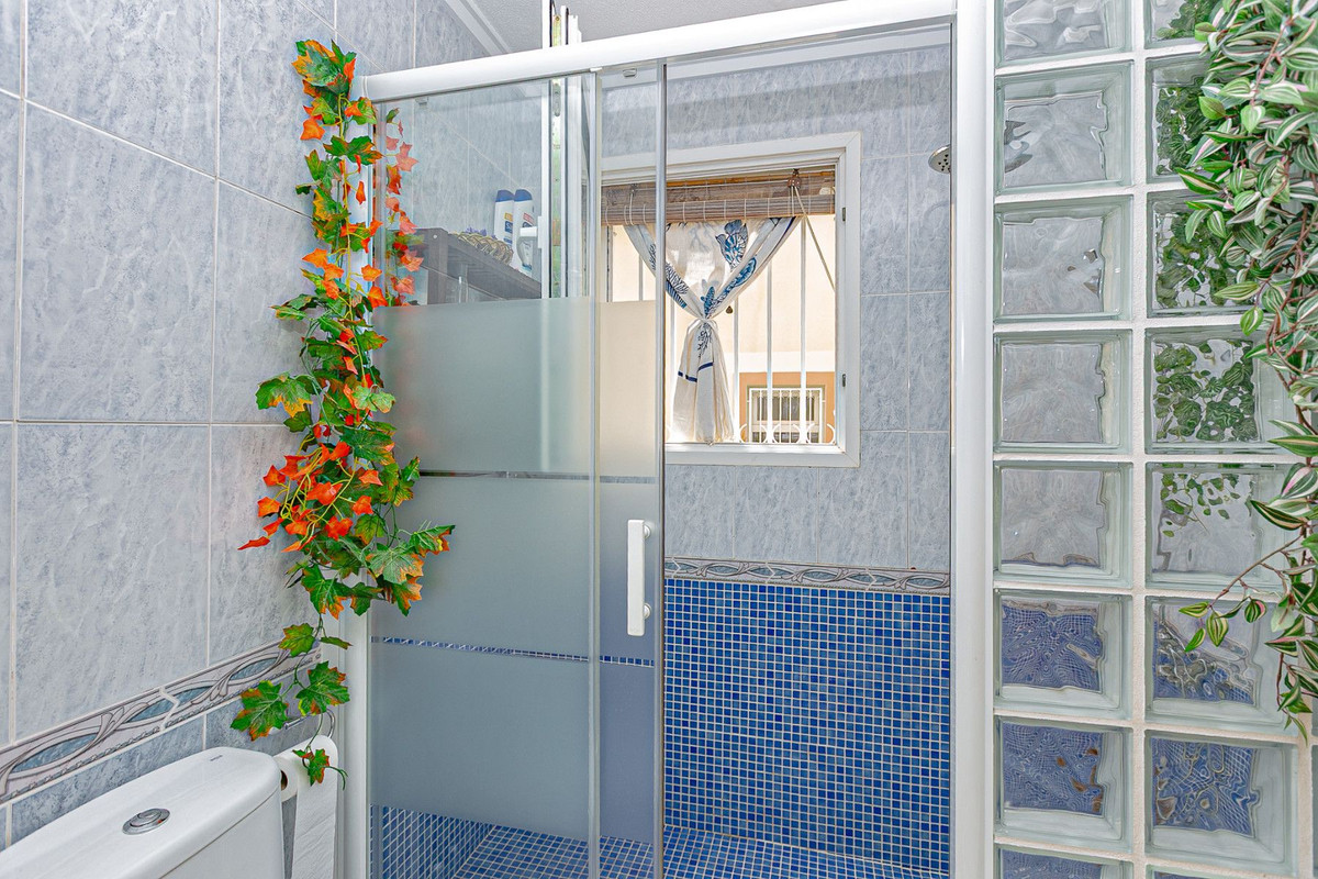 2 Bed Apartment for sale in Orihuela Costa Costa Blanca, Alicante, Spain
