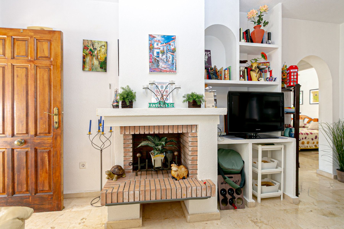 2 Bed Apartment for sale in Orihuela Costa Costa Blanca, Alicante, Spain