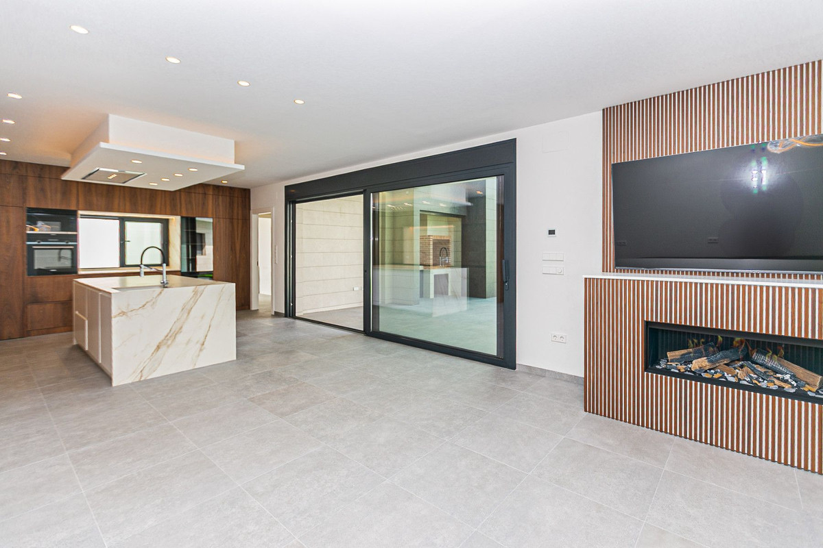 Se vende Villa - Chalet de 5 dormitorios en Costa Calida, Murcia, España