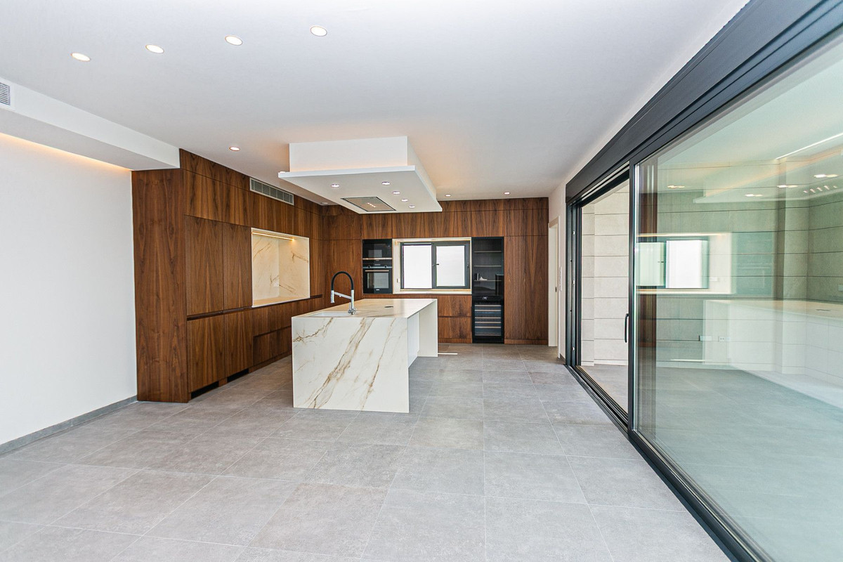 Se vende Villa - Chalet de 5 dormitorios en Costa Calida, Murcia, España