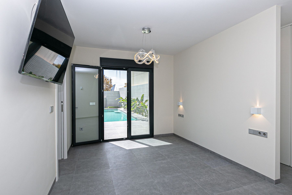 Se vende Villa - Chalet de 5 dormitorios en Costa Calida, Murcia, España