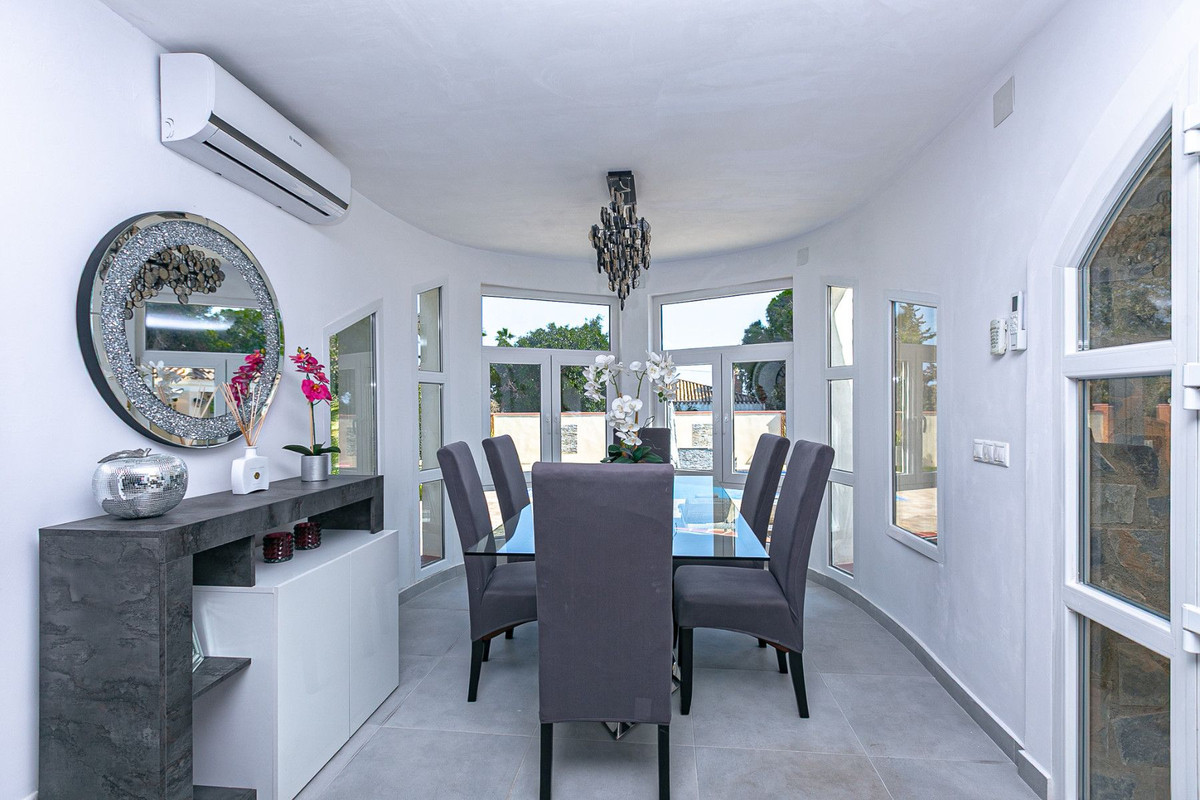 6 Bed Townhouse for sale in Orihuela Costa Costa Blanca, Alicante, Spain